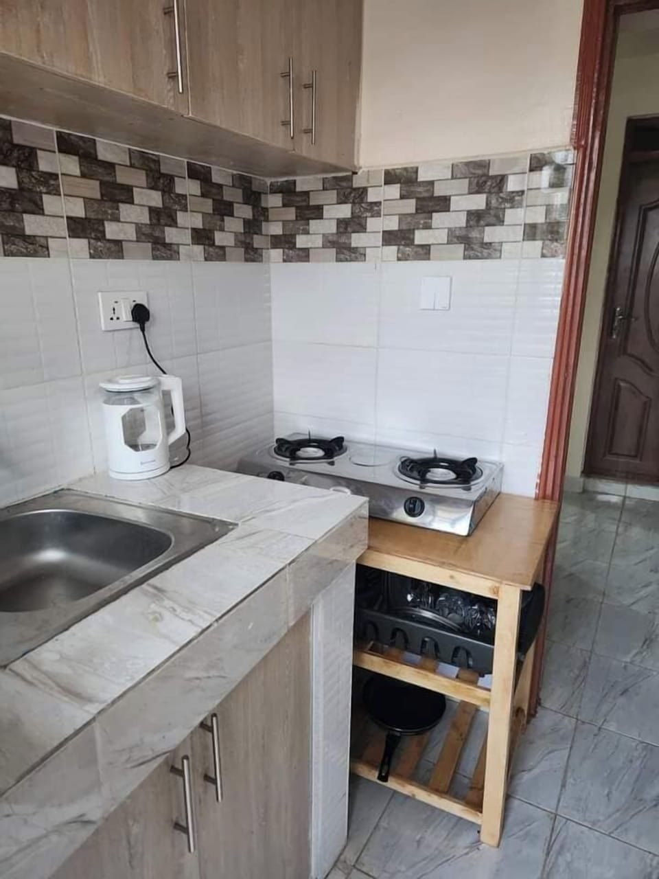 Comfort Apartment, Balcony, Garden View | Private kitchen