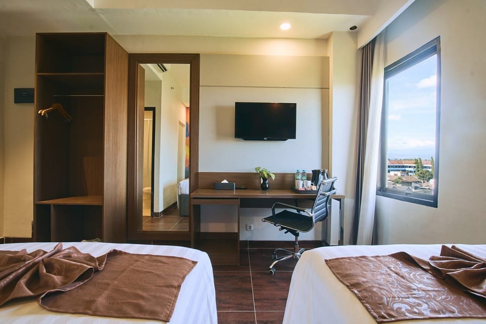 Deluxe Twin Room | Free WiFi