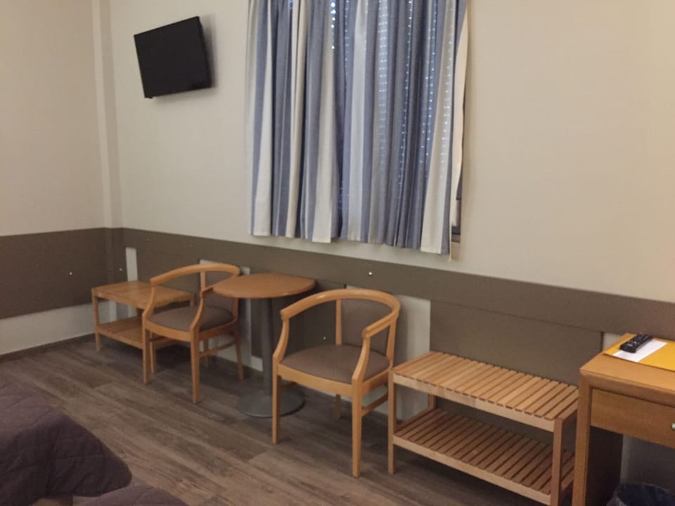 Family Triple Room | Desk, iron/ironing board, free WiFi, bed sheets