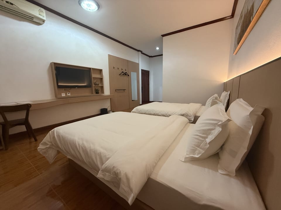 Comfort Twin Room, Courtyard View | Soundproofing, WiFi (free)