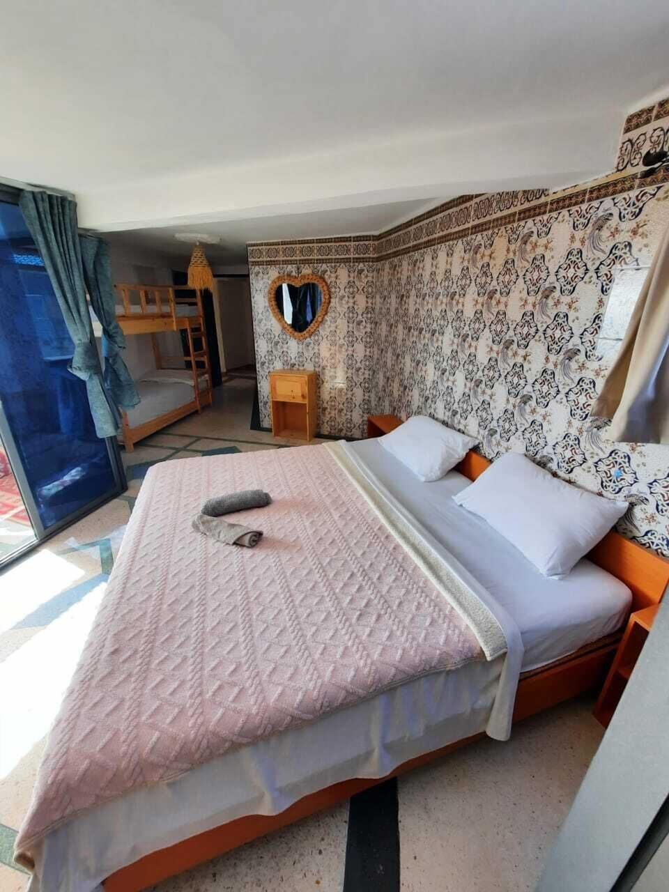 Panoramic Studio | Premium bedding, desk, laptop workspace, free WiFi