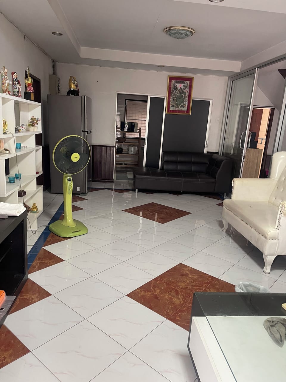 Three-Bedroom House | Living area | 40-inch TV with digital channels