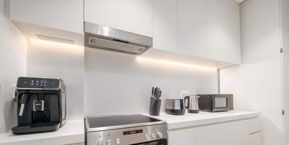 Apartment | Private kitchenette | Electric kettle