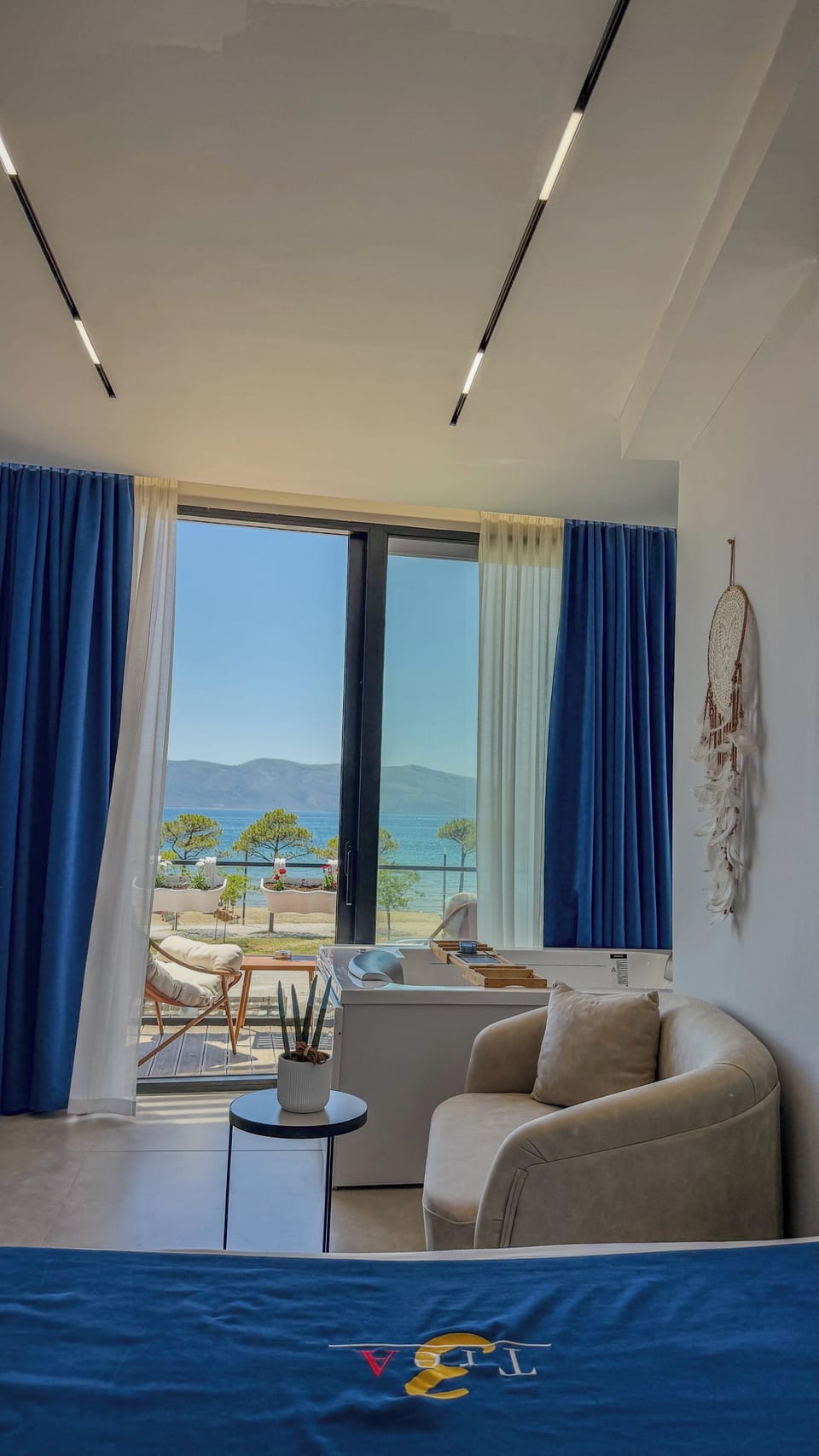 Comfort Double Room, Balcony, Beach View | In-room safe, soundproofing, iron/ironing board, free WiFi