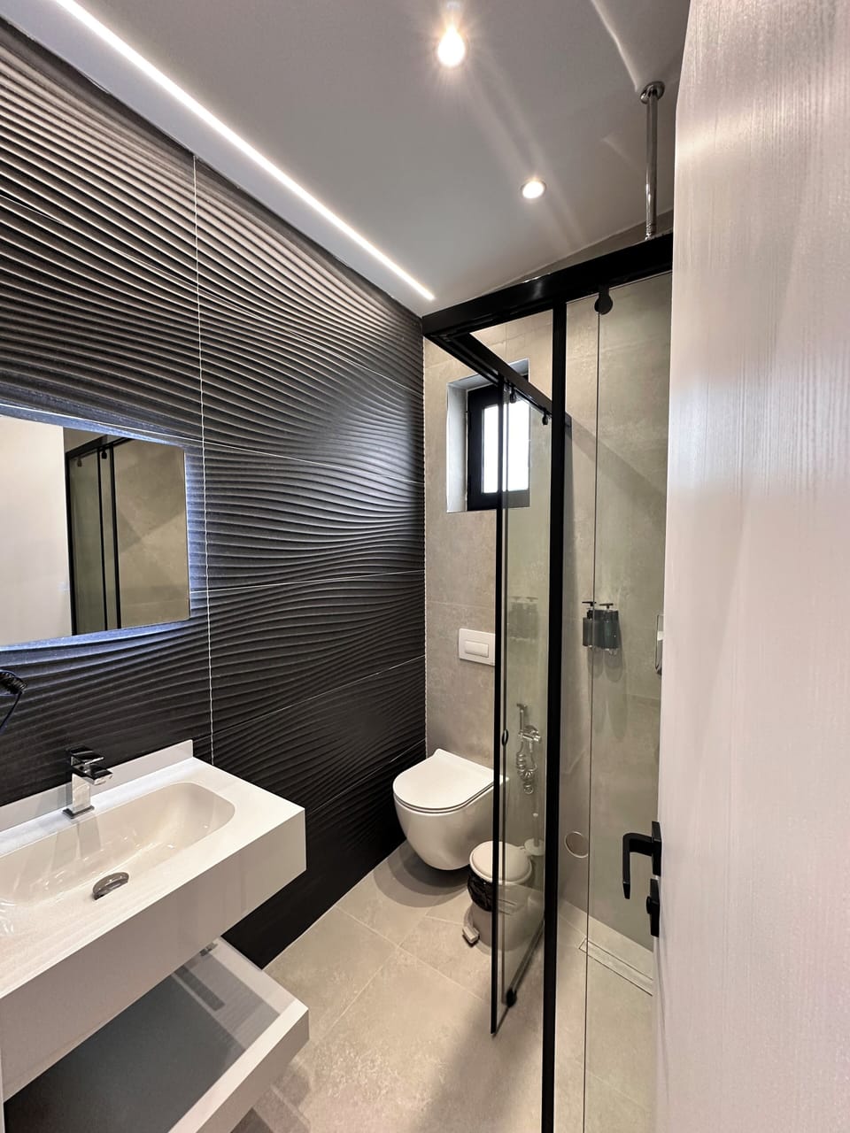 Comfort Double Room, Balcony, Beach View | Bathroom | Shower, hair dryer, slippers, towels