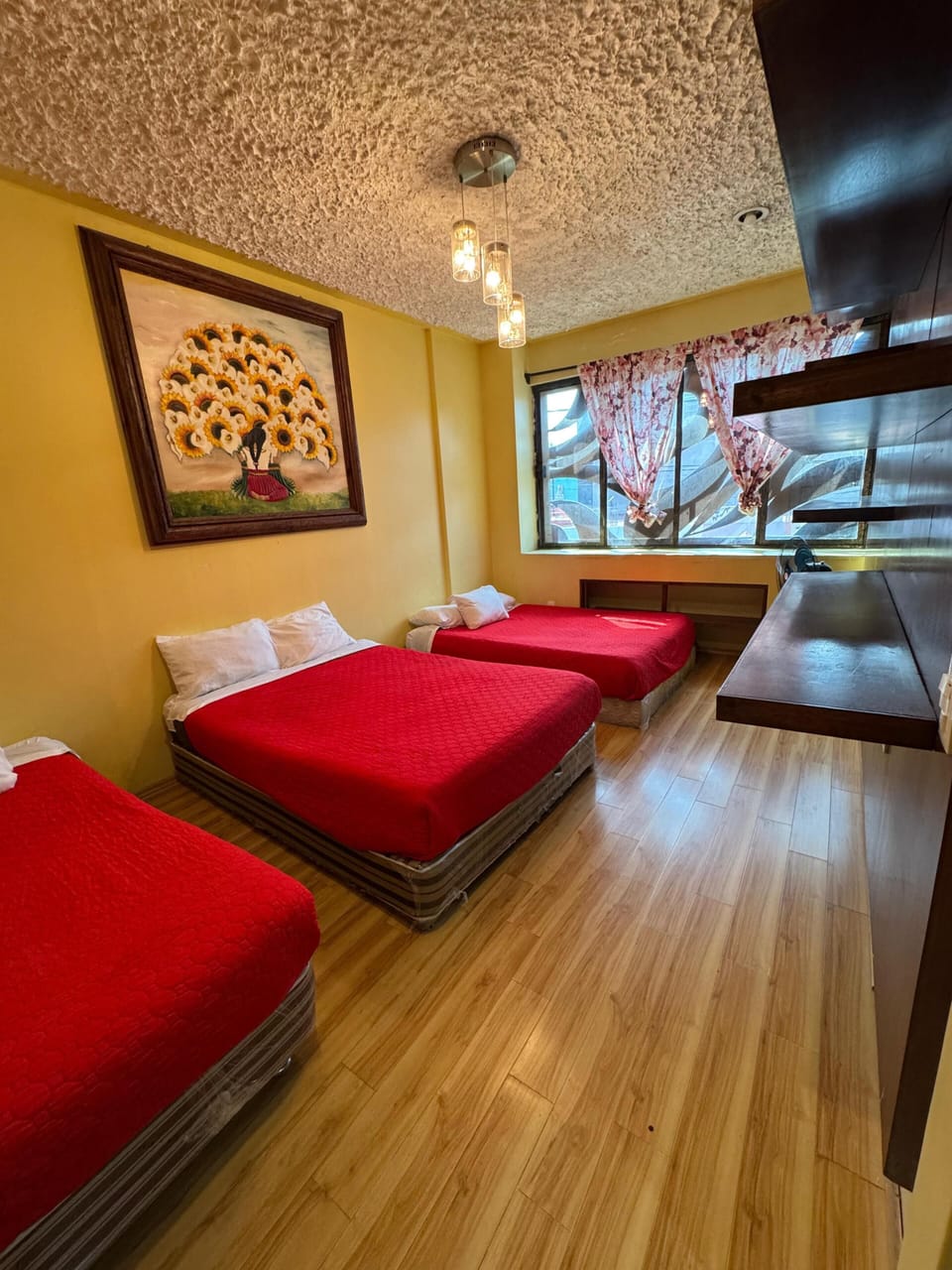 Family Quadruple Room | Free WiFi, bed sheets
