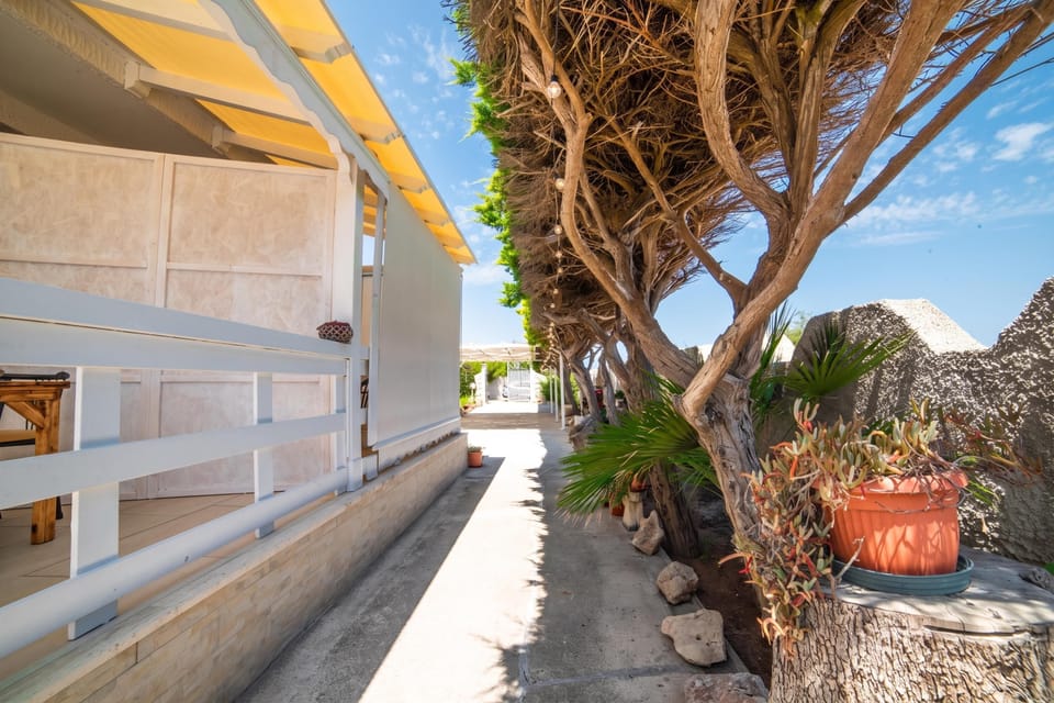 Standard Villa, 1 Bedroom, Air conditioning, Sea Facing (Villa G&G On Sea Shore) | Property grounds