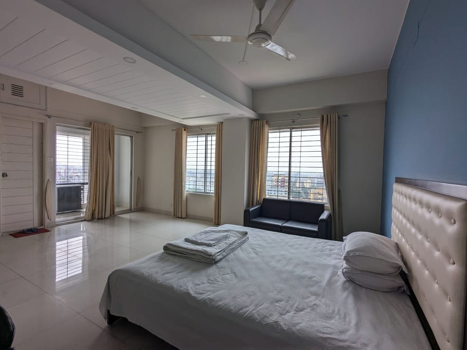 Deluxe Studio, Balcony, City View | Desk, laptop workspace, free WiFi