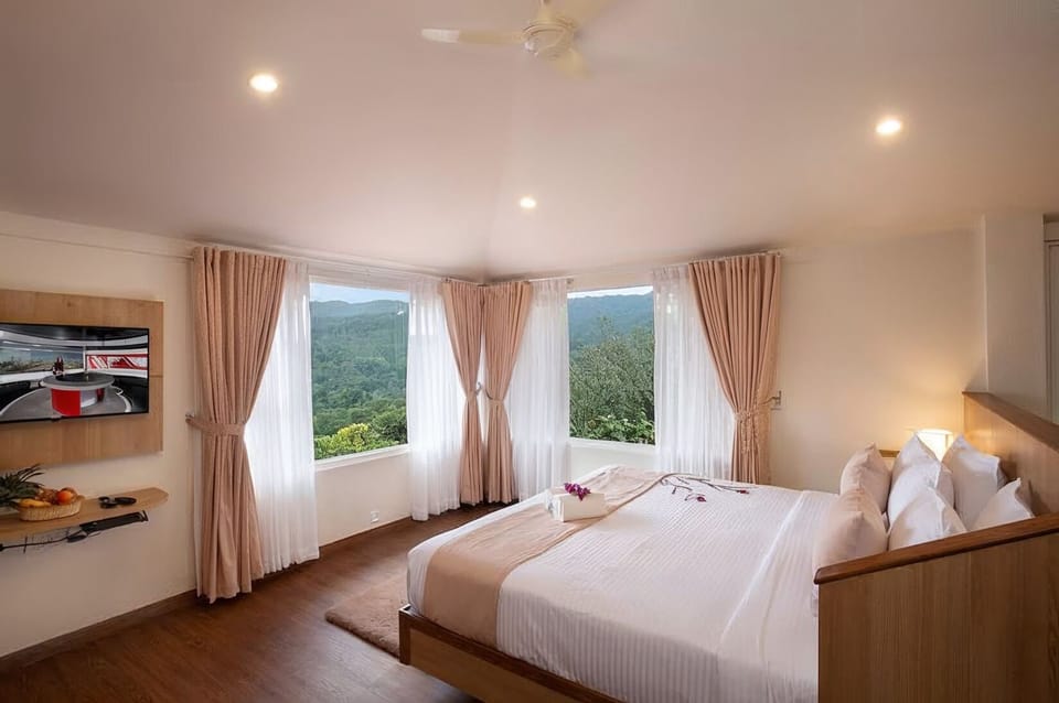 Superior Double Room, Mountain View | Free WiFi