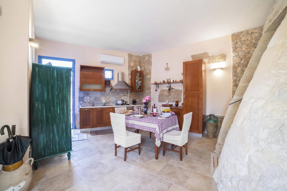 Family Villa, 1 Bedroom, Microwave (Tenuta Apollonio Pool & Relax) | Private kitchen