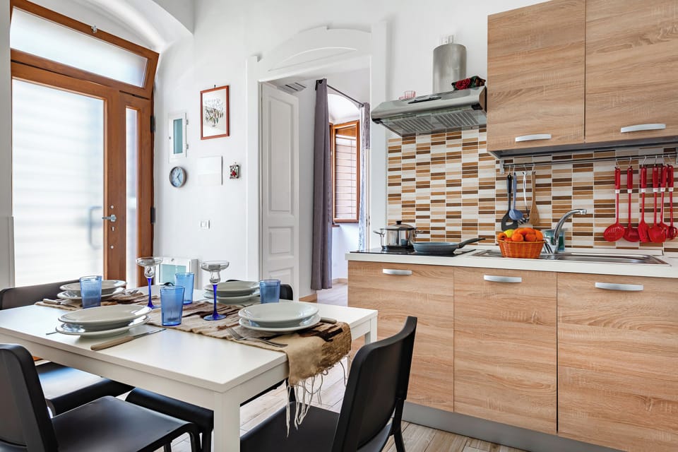 Family Apartment, 1 Bedroom, Air conditioning (Giosue' Apartment Near Bari) | Private kitchen