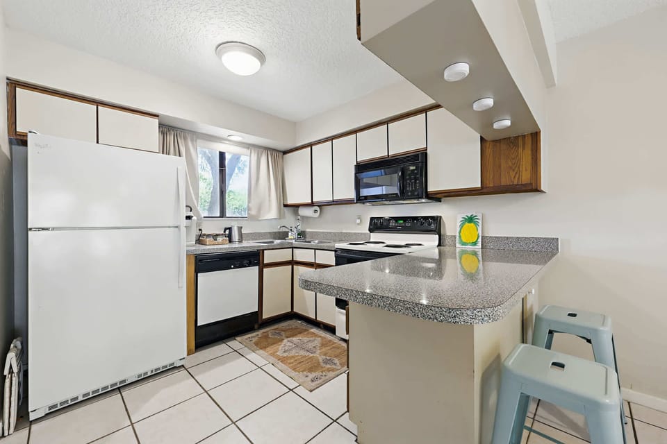 Condo, Multiple Beds, Patio, Garden View (Hibiscus By the Sea) | Private kitchen | Fridge, microwave, oven, stovetop