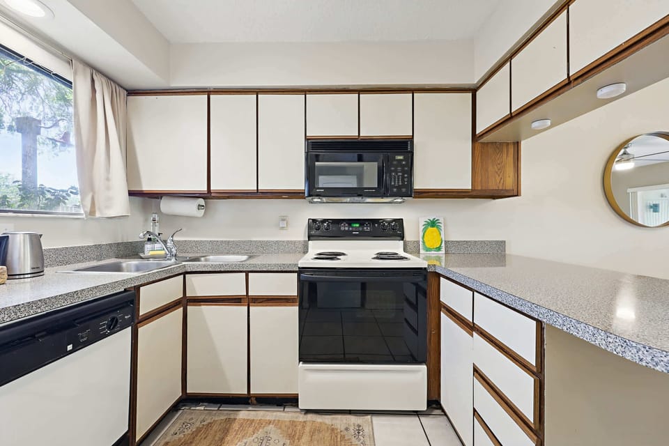 Condo, Multiple Beds, Patio, Garden View (Hibiscus By the Sea) | Private kitchen | Fridge, microwave, oven, stovetop