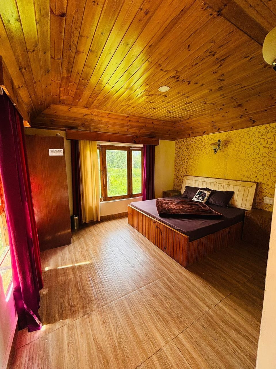 Deluxe Room, Mountain View | Free WiFi