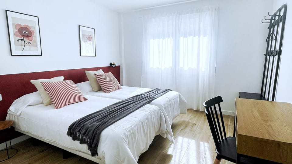 Standard Twin Room | Free WiFi