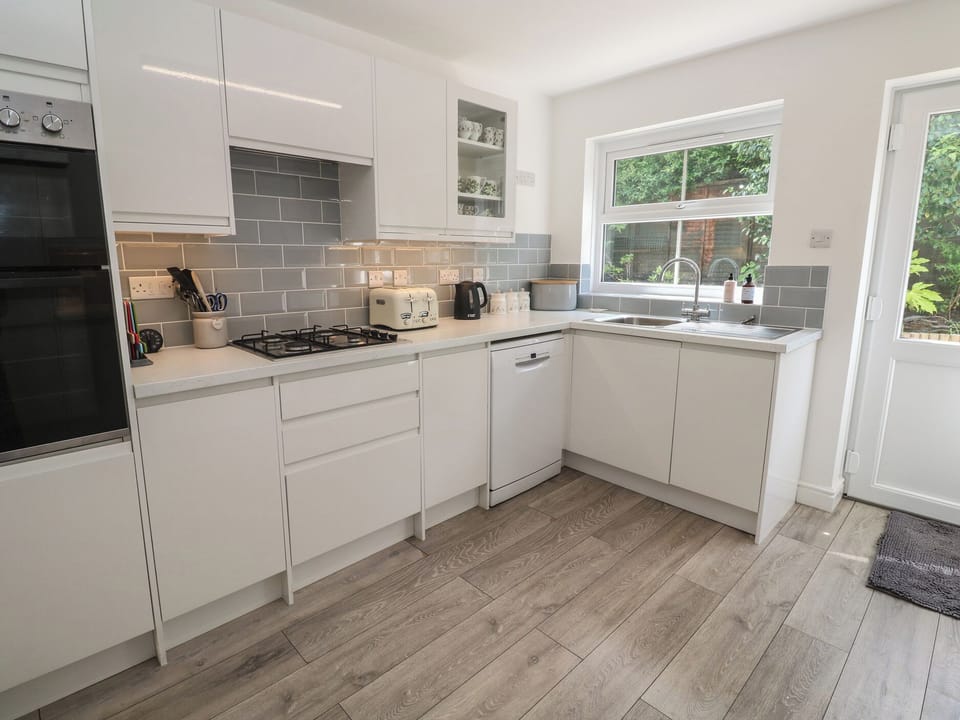 Fridge, microwave, dishwasher, toaster
