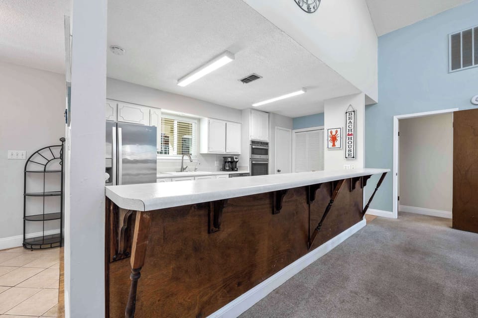 House, Multiple Beds, Patio (Harbor Seahorse) | Private kitchen | Fridge, microwave, oven, stovetop