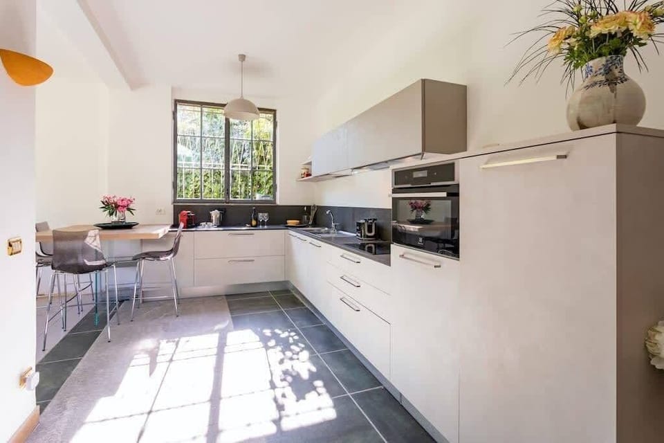 Villa, 2 Double Beds, Patio, Garden View (Villa Lesa) | Private kitchen | Coffee/tea maker, fridge, microwave, stovetop