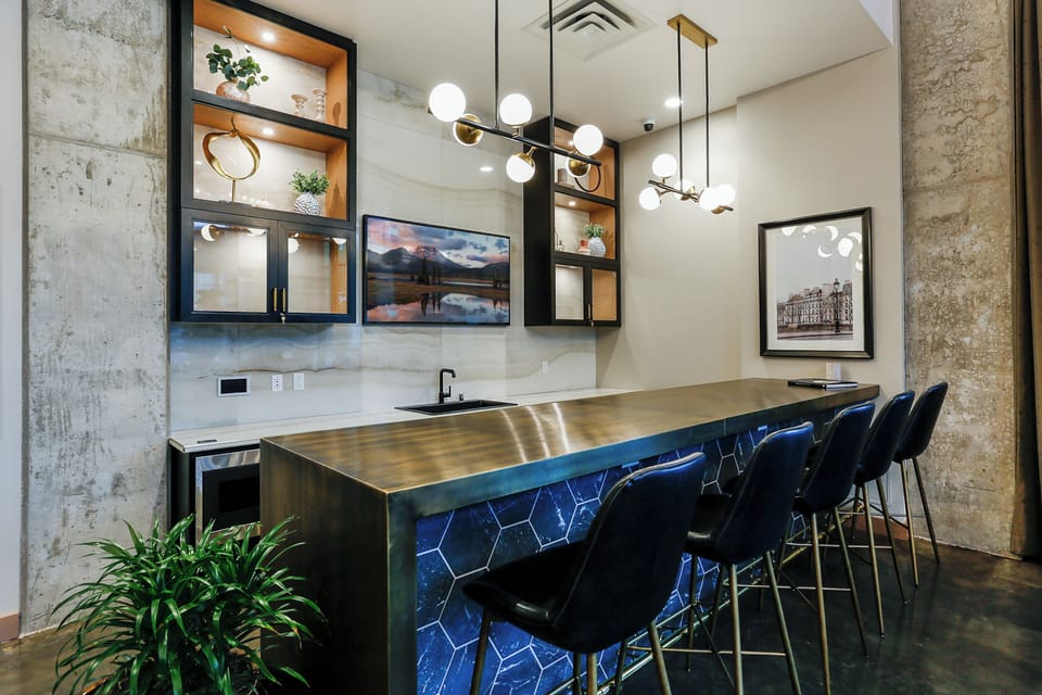 Apartment (0 Bedroom) | Property amenity