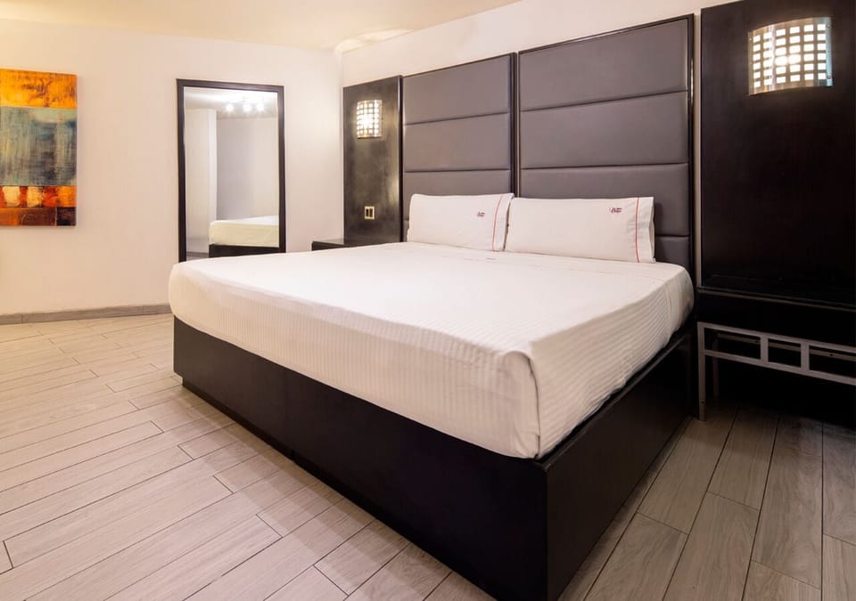 Deluxe Room | Soundproofing, free WiFi, bed sheets