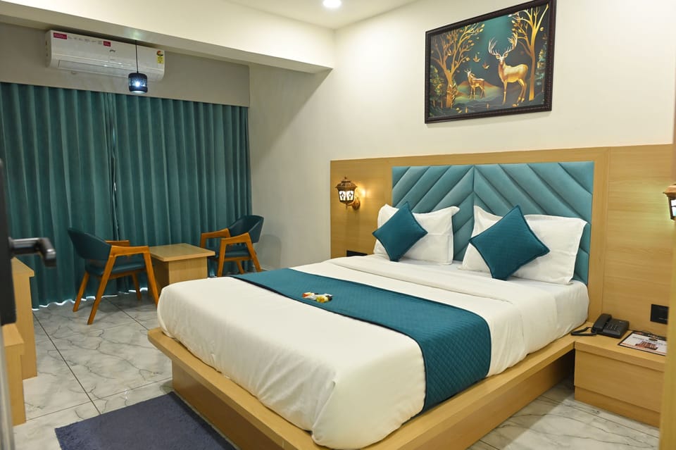Superior Room | Soundproofing, free WiFi, bed sheets