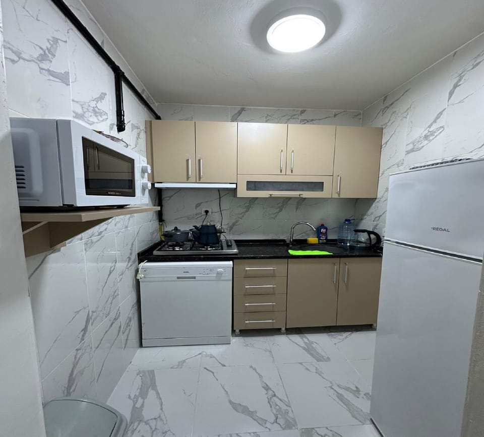 Deluxe 2 Bedrooms Apartment | Microwave