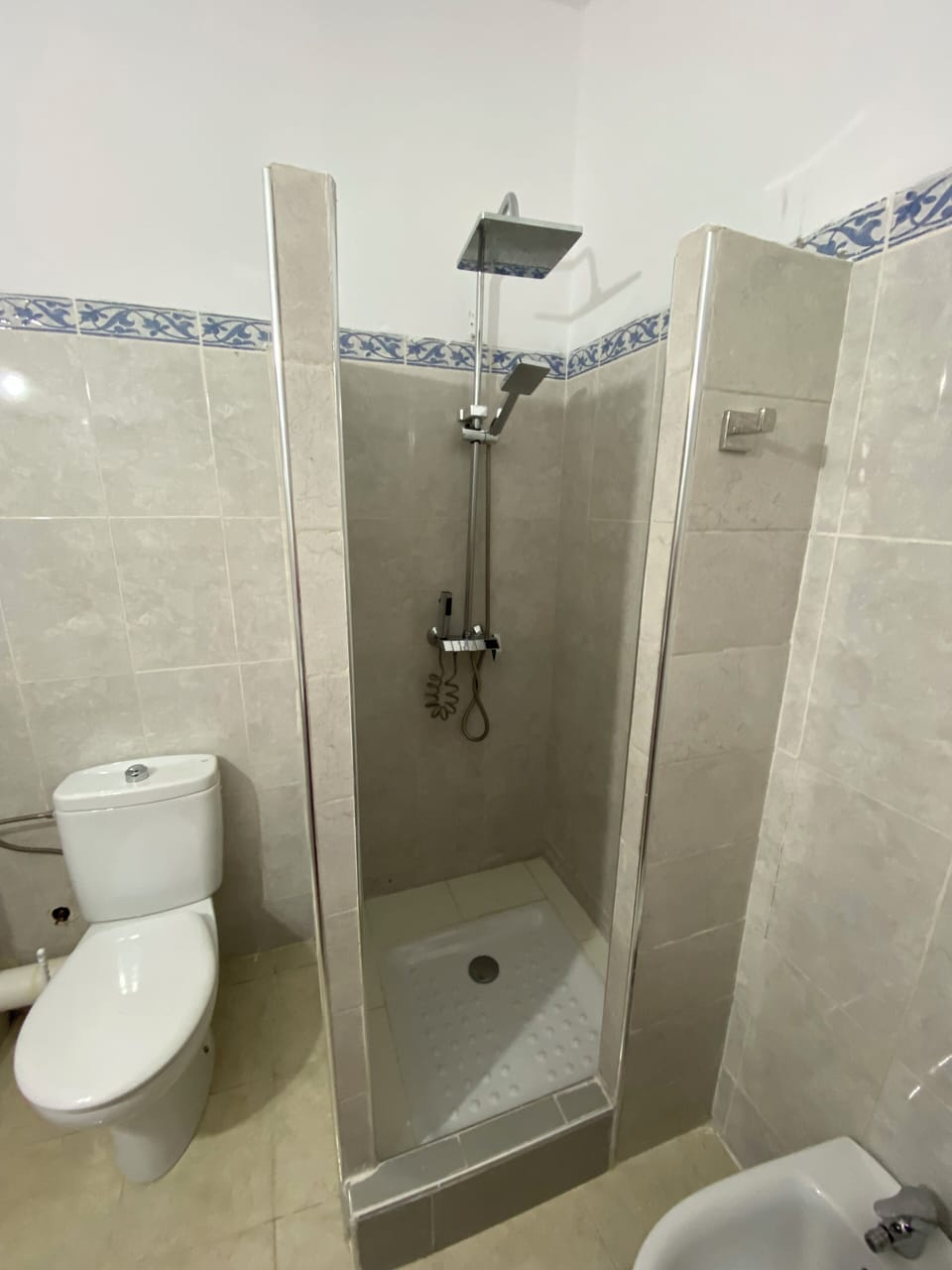 Classic Twin Room | Bathroom | Hair dryer, bidet, towels, soap