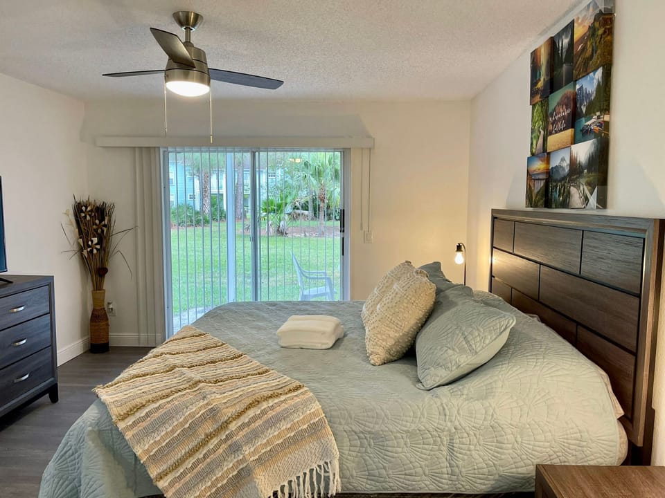 Grand Superior 3BR Condo Near Disney Parks 10 Apartment in Kissimmee