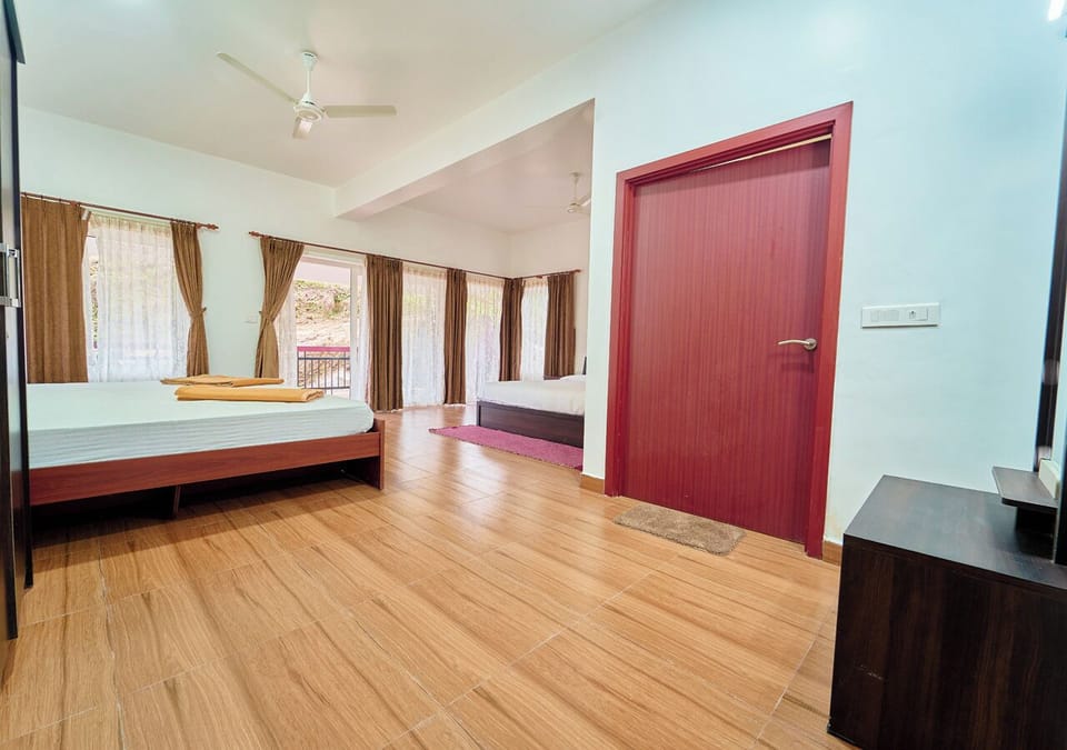 Family Studio Suite, Balcony, Mountain View | Desk, laptop workspace, soundproofing, free WiFi