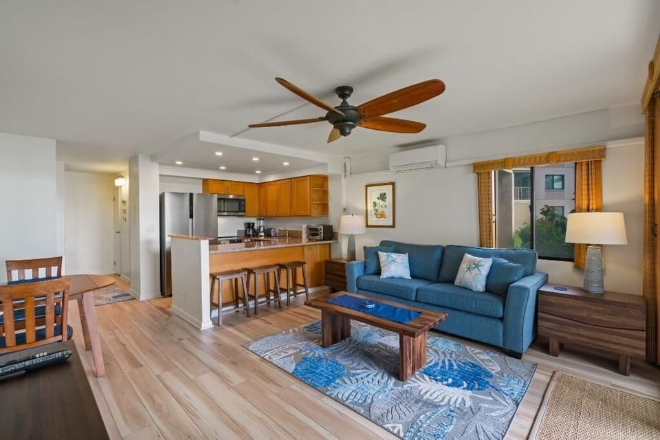 Condo, 1 Bedroom | Living area | Smart TV