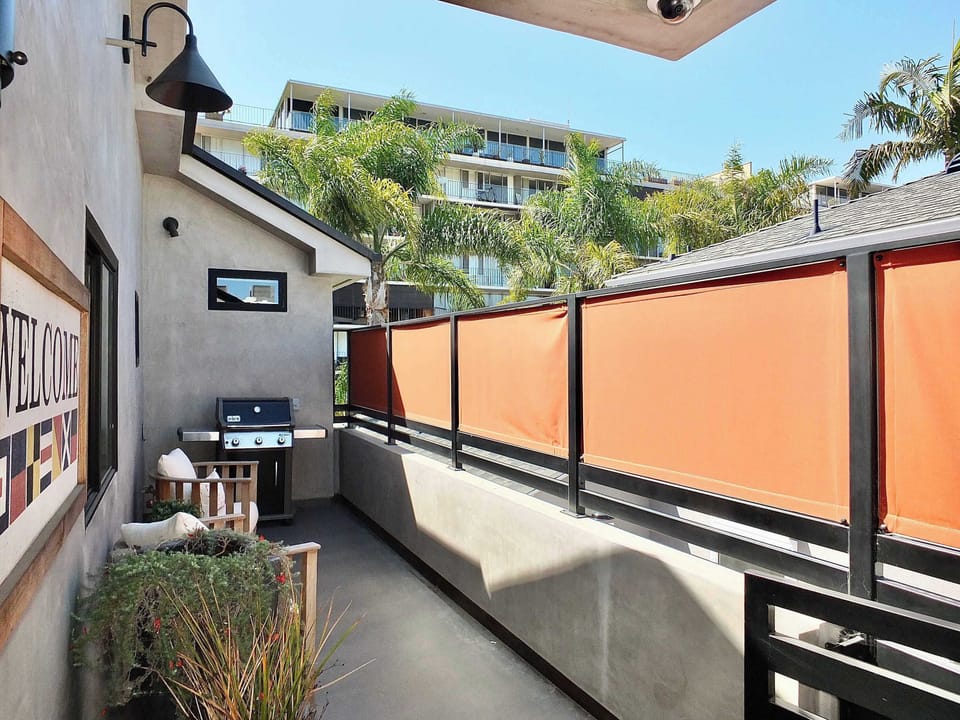 House, Multiple Beds, Balcony, Ocean View (Naples Luxury 2BD ) | Terrace/patio