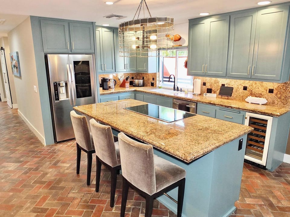 House, Multiple Beds, Patio (Naples Luxury 2BD ) | Private kitchen | Coffee/tea maker, fridge, microwave, oven