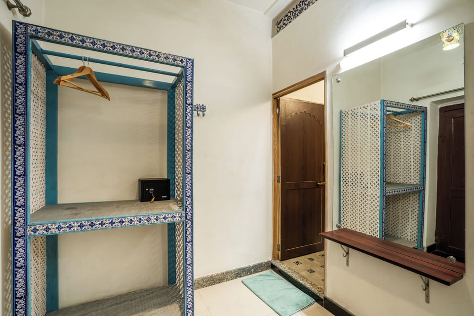 Deluxe Double Room | Interior