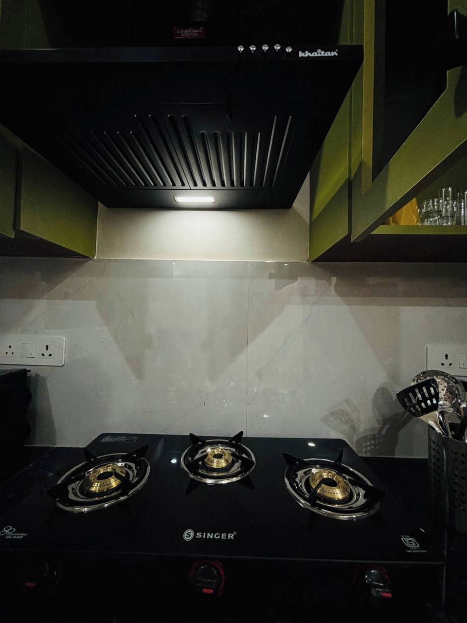 Villa, 4 Bedrooms, Smoking, Balcony | Interior