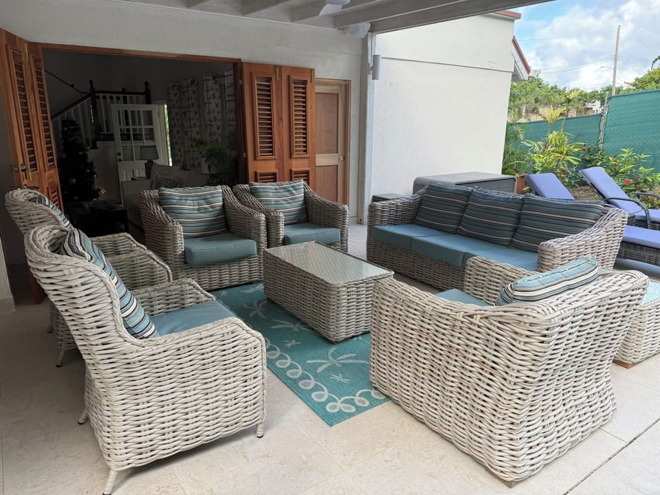 House, 4 Bedrooms, Private Pool, Garden View | Terrace/patio