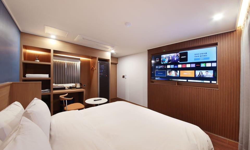 Standard Double Room, City View | Free WiFi
