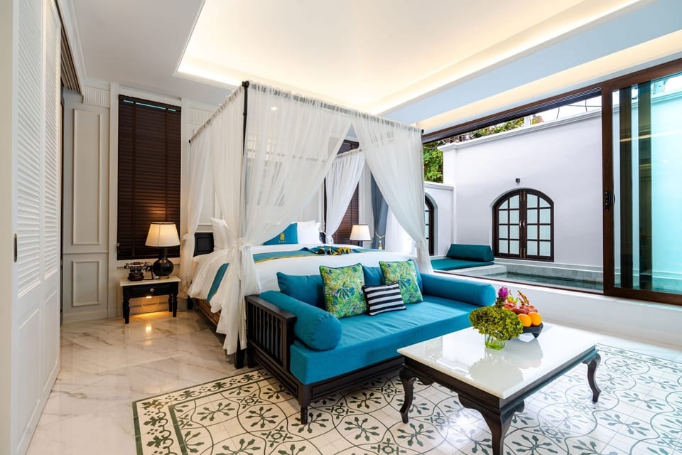 Panorama View Suite | In-room safe, desk, soundproofing, iron/ironing board