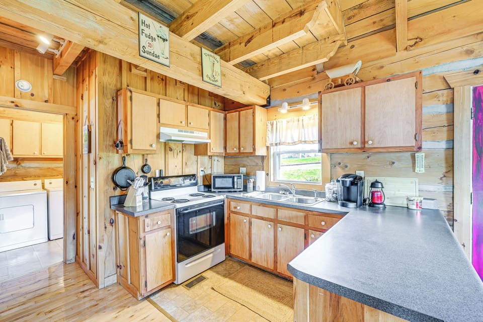 House (1 Bedroom) | Interior