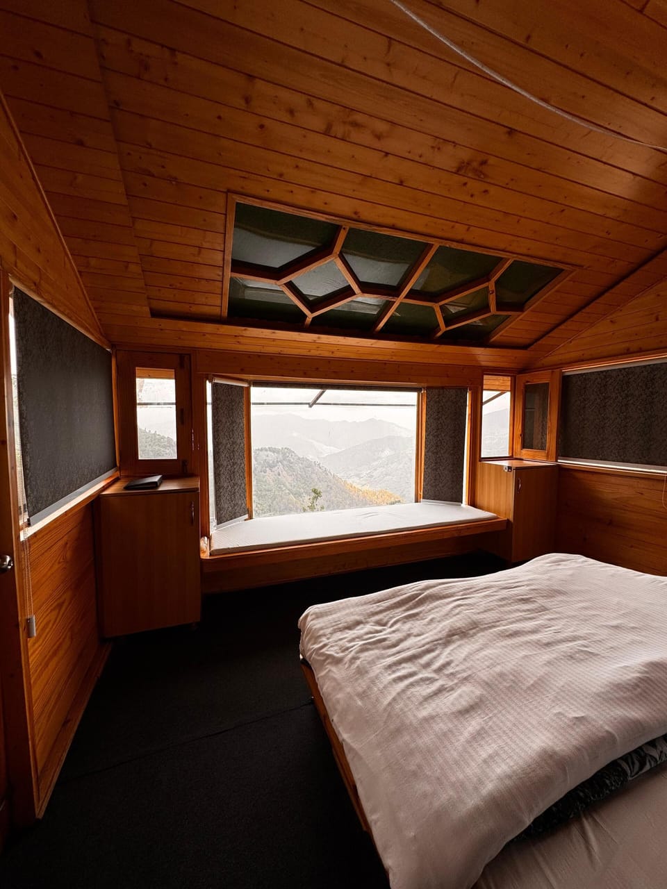 Deluxe Cottages | Free WiFi