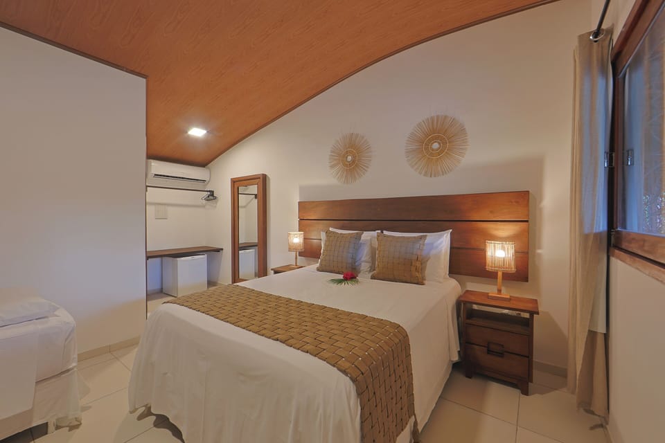 Room, Garden View | Minibar, in-room safe, free WiFi, bed sheets