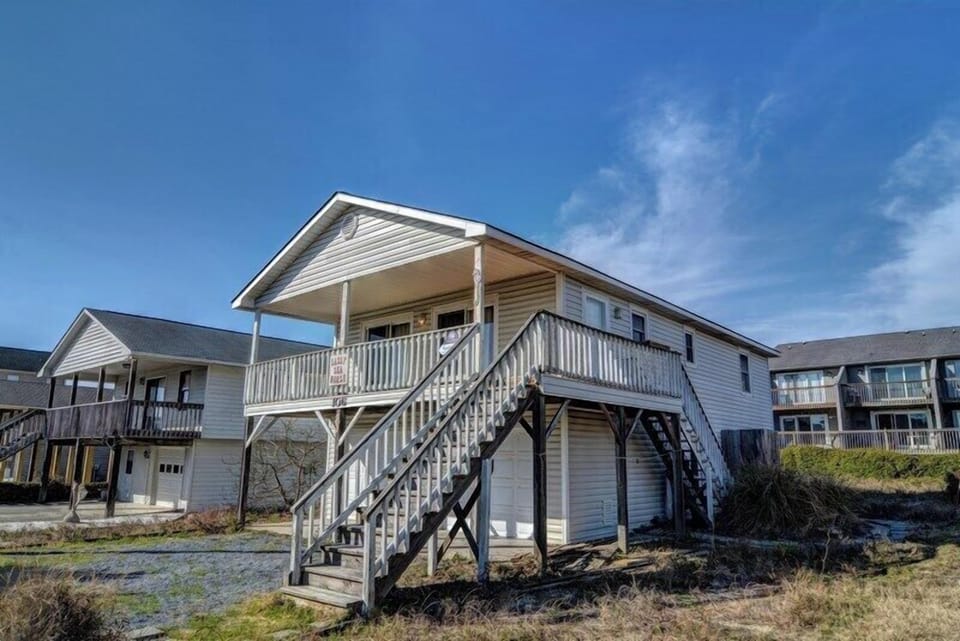 Studio (3 Bedrooms) | Property amenity
