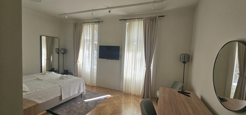 Classic Double Room, Sea View | In-room safe, laptop workspace, blackout drapes, WiFi (free)