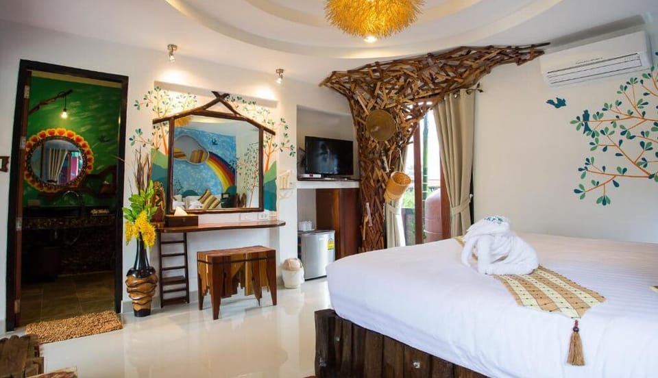 Superior Room | Desk, rollaway beds, free WiFi, bed sheets