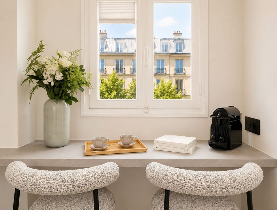 Superior Apartment, Courtyard View | Private kitchen | Espresso maker, electric kettle, toaster, freezer