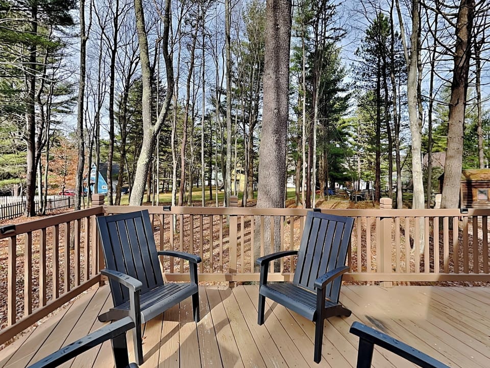 House (3 Bedrooms) | Property amenity
