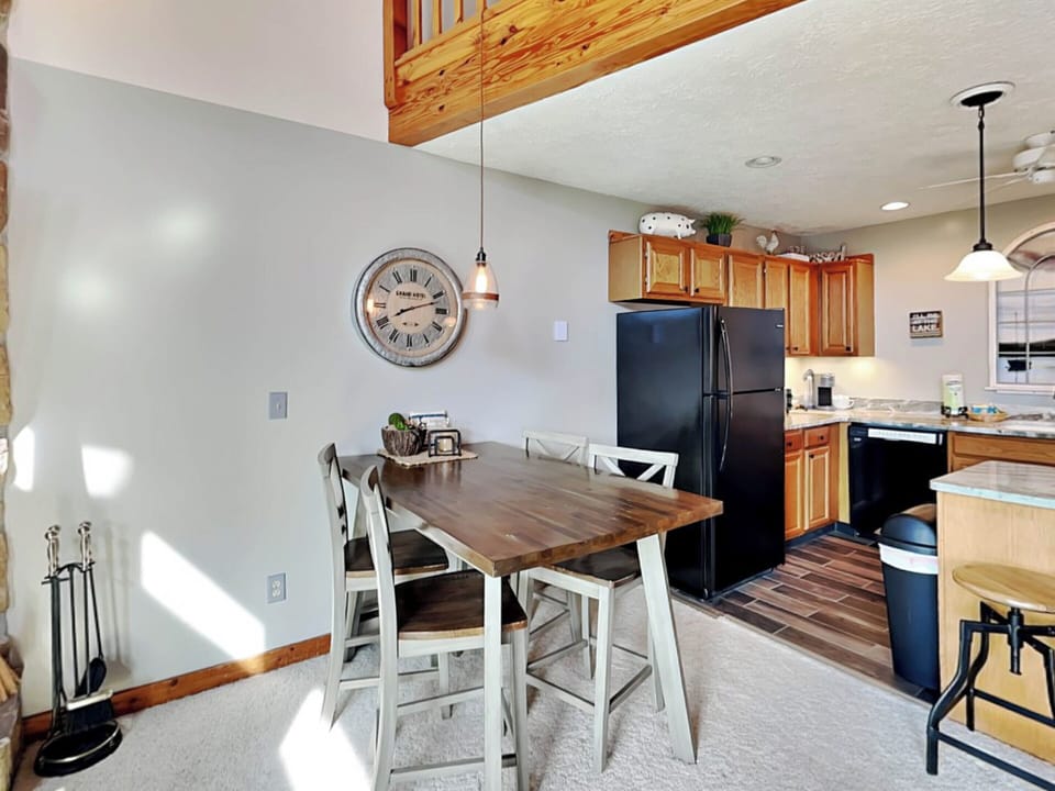Studio (3 Bedrooms) | Property amenity