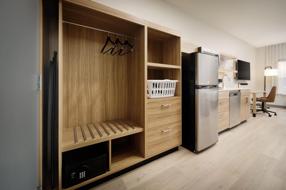 In-room safe, desk, laptop workspace, blackout drapes