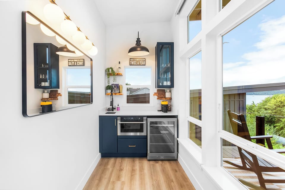 Family House, Bay View | Private kitchen | Electric kettle