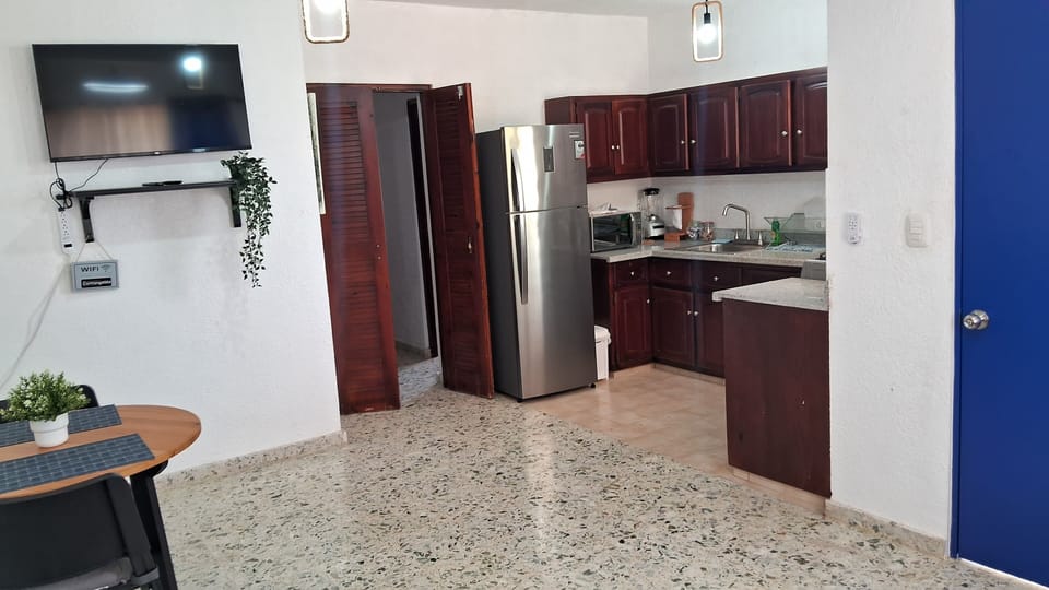 Apartment, 1 Bedroom, Patio | Dining room