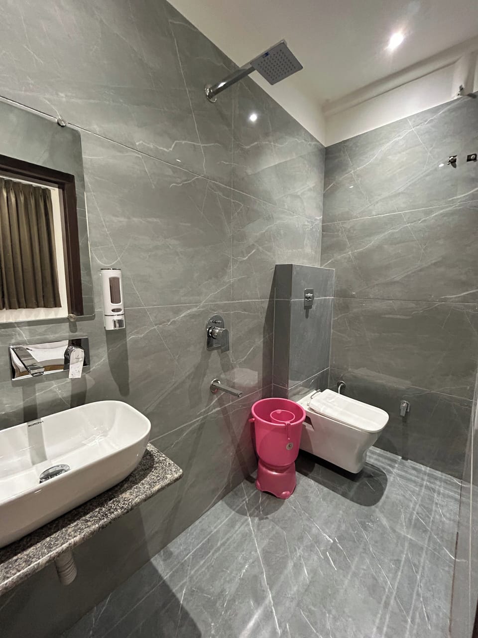 Single Room | Bathroom